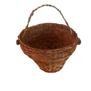 Handwoven Miniature Basket 3” x 2”